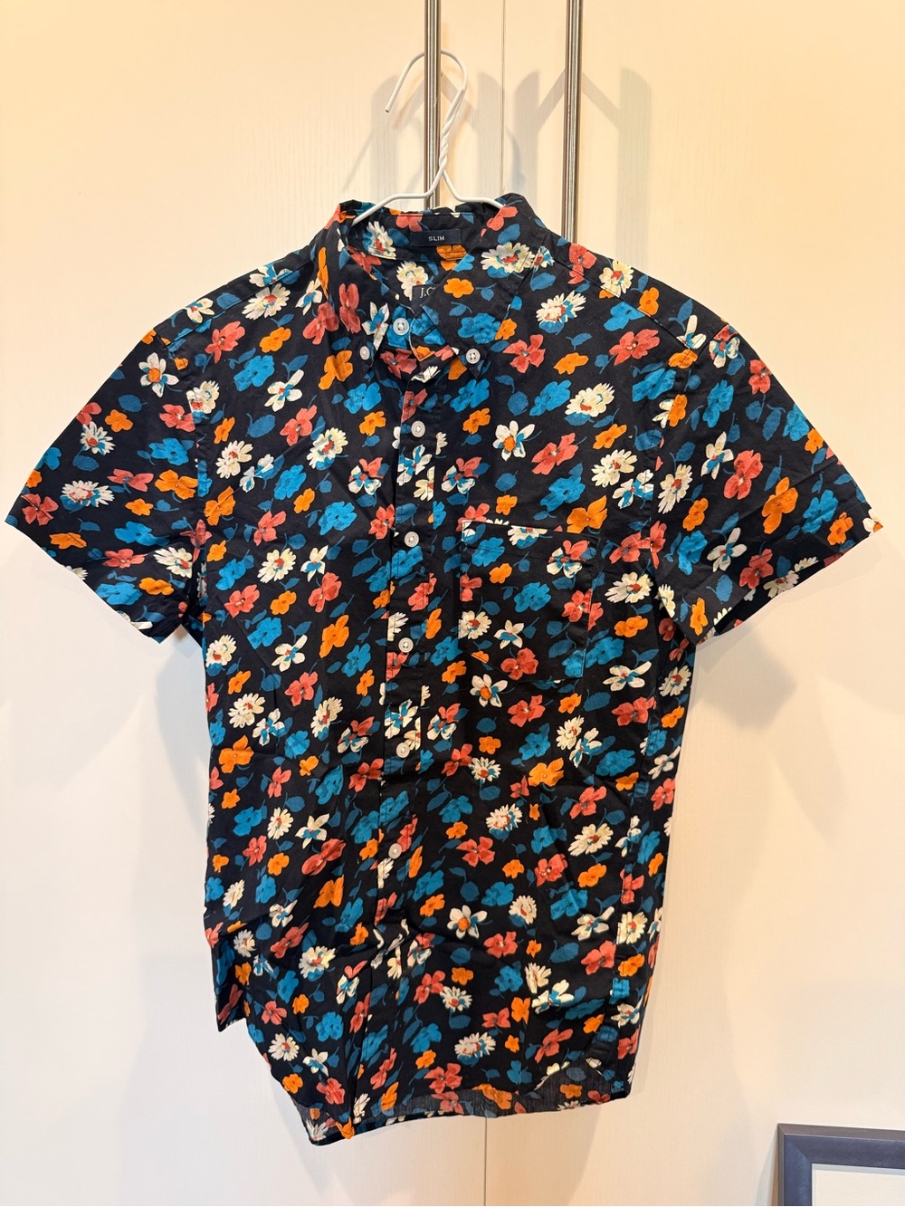 J. Crew Men’s Black Floral Short-Sleeve Button-Up Shirt